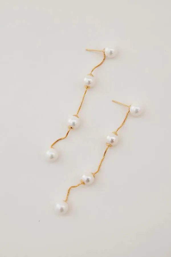 Amélie George IMOGEN - LONG PEARL CHAIN WEDDING EARRINGS - GOLD