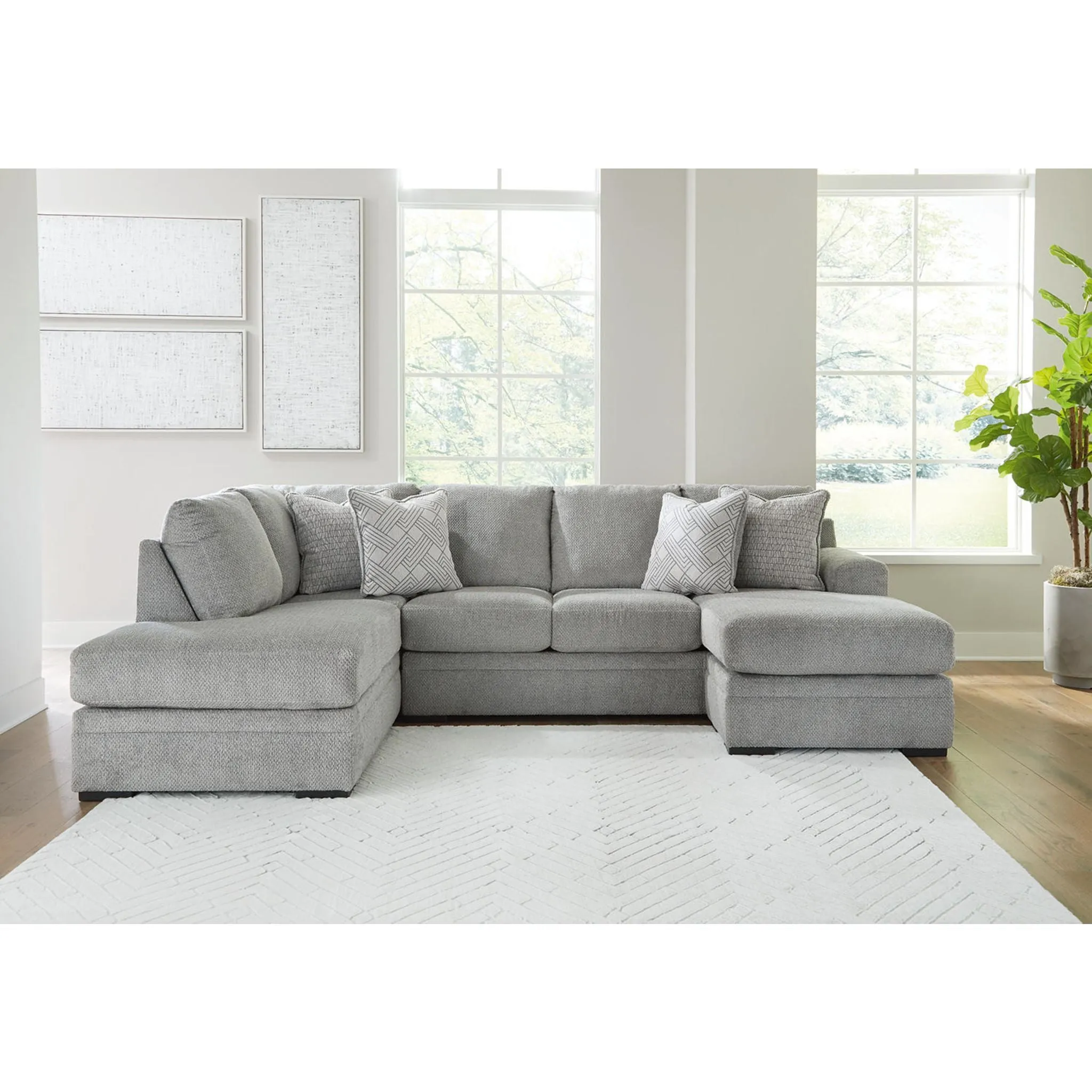 Casselbury 2 Piece Sectional with Chaise