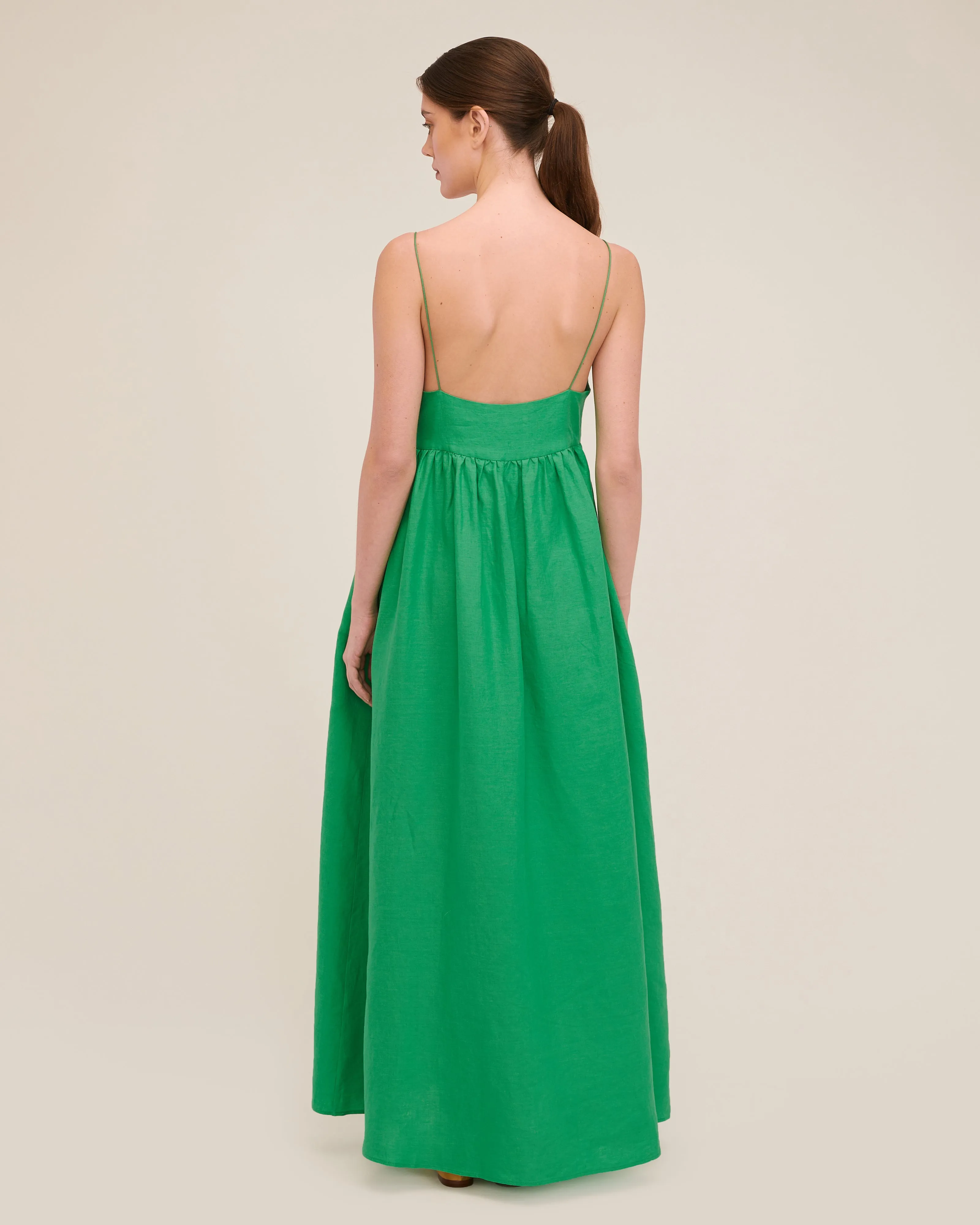 Luna Linen Empire Maxi Dress in Kelly Green